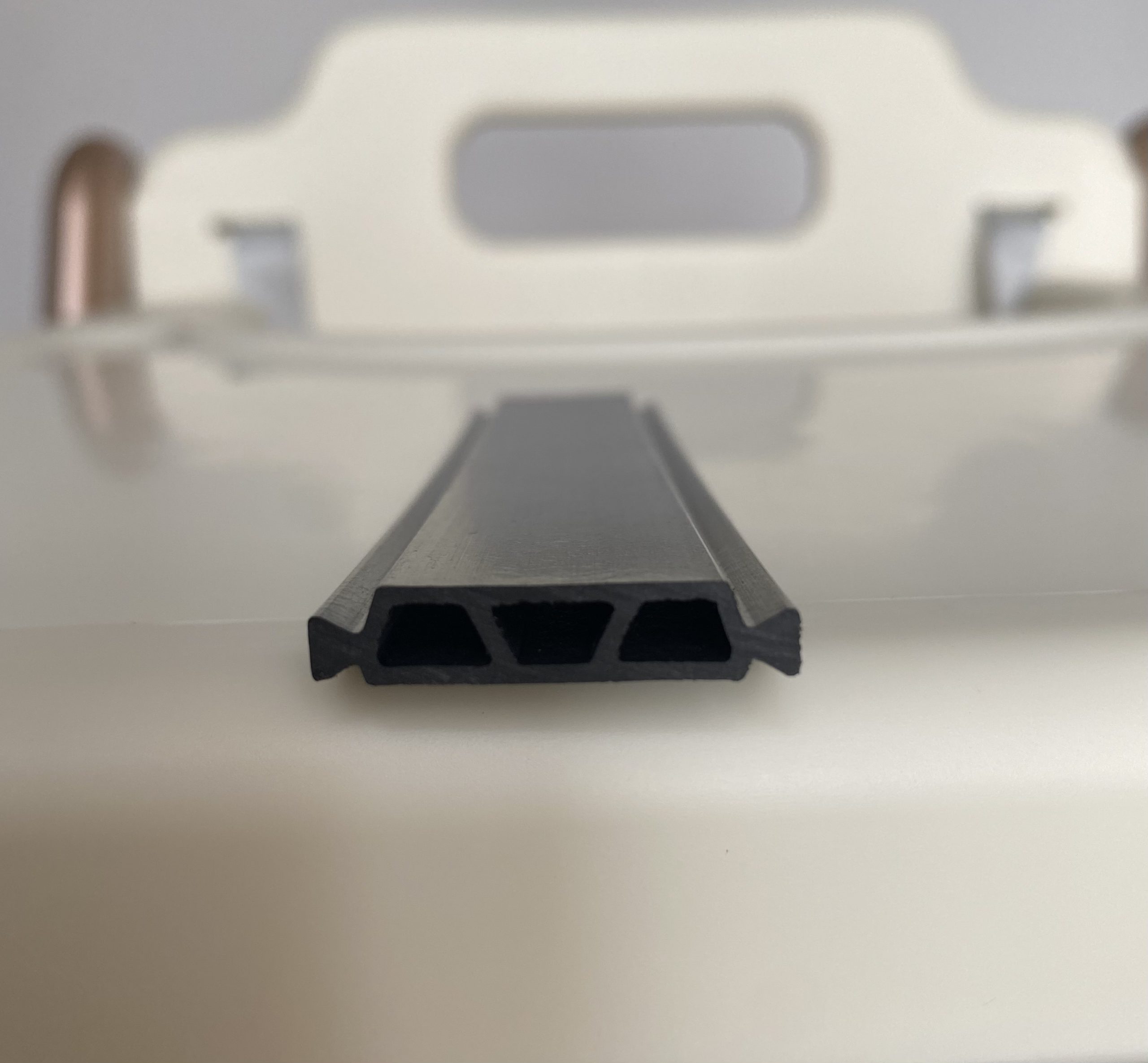 Production of polyamide insulation strips for aluminum alloy windows, PA66 insulation profiles, cavity, C-type, I-type